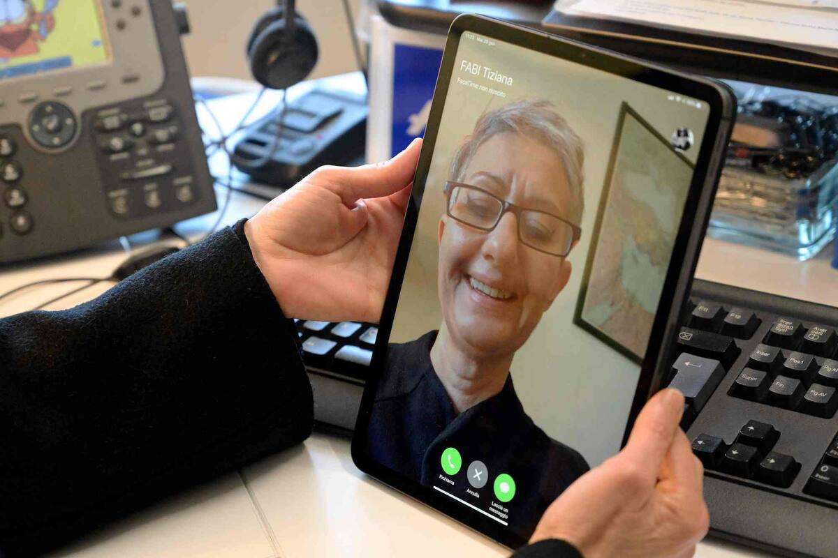 La falla afecta a todos los equipos con iOS 12 o posterior, y se recomienda que los usuarios deshabiliten la aplicación de videollamadas