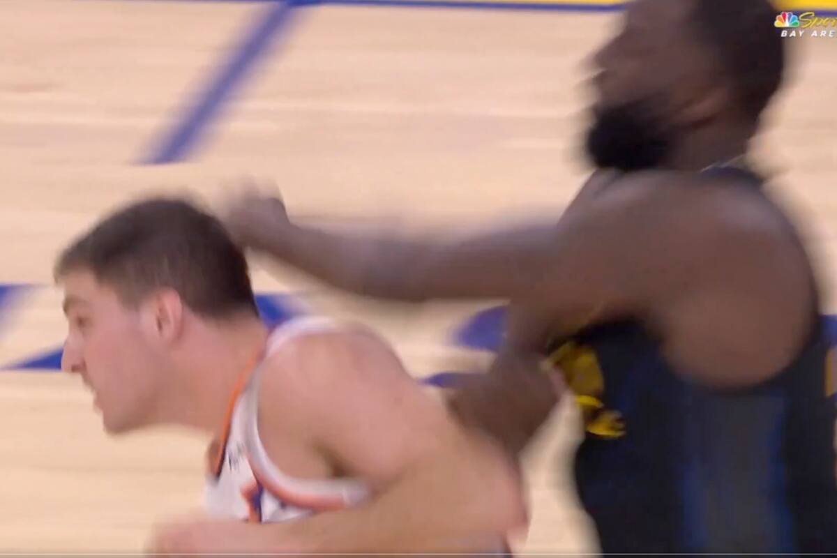 La falta de Draymond Green sobre Collin Gillespie de Phoenix Suns