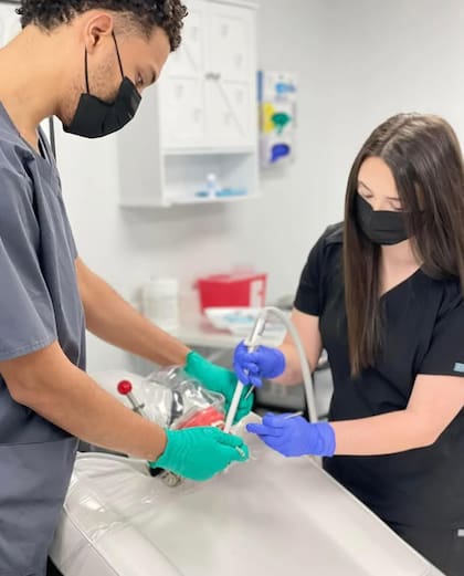La falta de seguro médico sigue siendo uno de los principales obstáculos para el acceso a servicios de salud entre comunidades hispanas en Carolina del Norte
