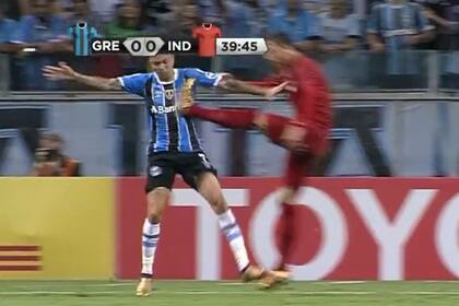 La falta por la que expulsaron al defensor