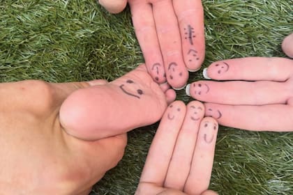 La familia completa estuvo de acuerdo en recibir a un bebé por un tiempo