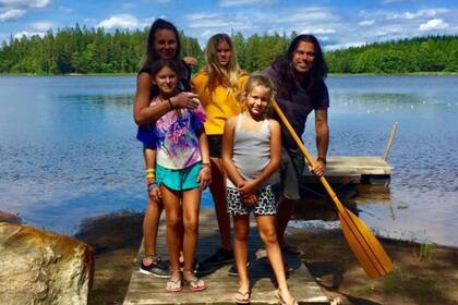 La familia de Didi Taihuttu vendió todas sus posesiones para invertirlas en bitcoins en el año 2017, y desde entonces se dedicaron a recorrer el mundo y disfrutar de la vida