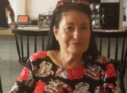 La familia de Elma Avraham asegura que la Cruz Roja le negó los medicamentos que necesitaba