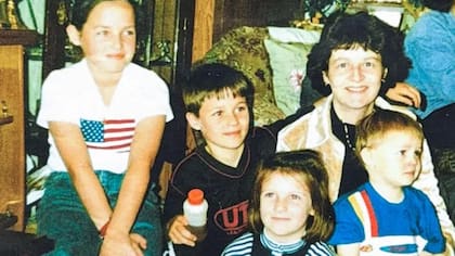 La familia de Linda se dio cuenta de que había desaparecido cuando no fue a recoger a dos de sus cuatro hijos a un club