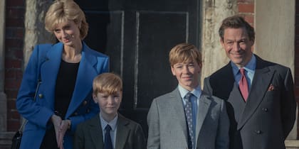 La familia de los príncipes de Gales en los años 90, según The Crown (Netflix).