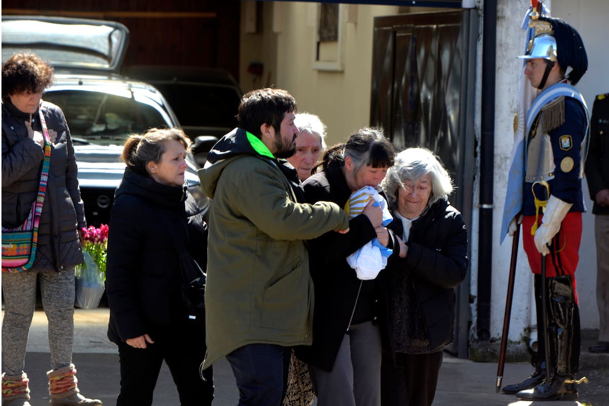 La familia de Oscar Morales despidió los restos del soldado voluntario de 21 años