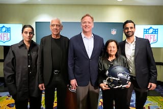 Dueños de la NFL aprueban por unanimidad la venta de los Seahawks a Vinod Khosla y su familia