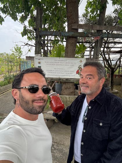 La familia D'Oro importa desde Italia los mejores productos para ofrecer platos de calidad en su restaurante