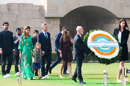 La familia presidencial homenajeó a Gandhi