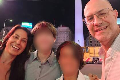 La familia que fue hallada muerta en su departamento de Villa Crespo