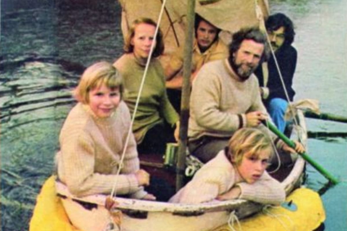 La familia Robertson sobrevivió en una pequeña balsa, que hoy se mantiene en el museo marítimo nacional de Cornwall