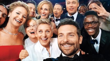 La famosa selfie está a punto de perder su récord en Twitter.
