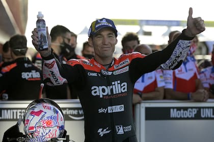 La felicidad de Aleix Espargaró, que en el autódromo de Termas de Río Hondo logró la histórica pole para Aprilia y la tercera de su carrera