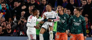 Con un doblete de Mbappé, venció a Barcelona en el clásico de España y le puso freno a la racha de los catalanes