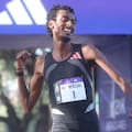 El etíope Yomif Kejelcha rompió el récord mundial en la Media Maratón de Buenos Aires