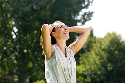 La felicidad es buscada por millones y encontrarla puede ser más sencilla de lo que parece