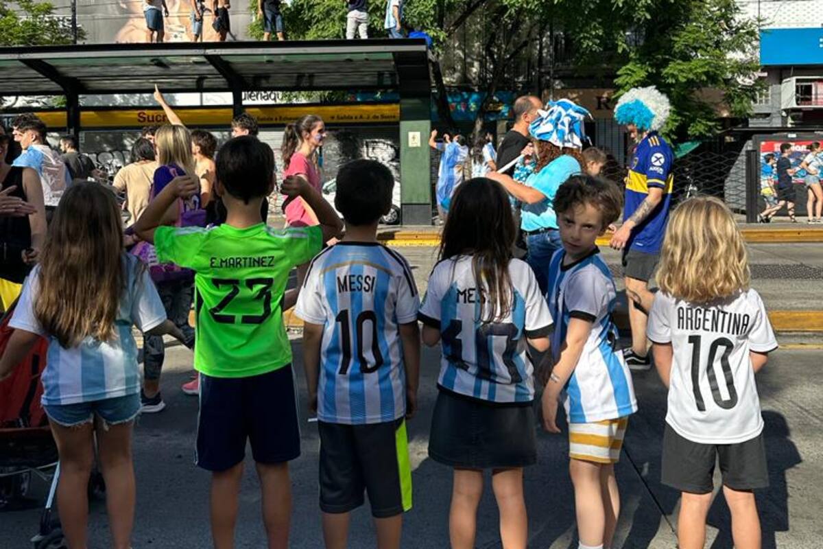 La felicidad única de nuestros hijos.