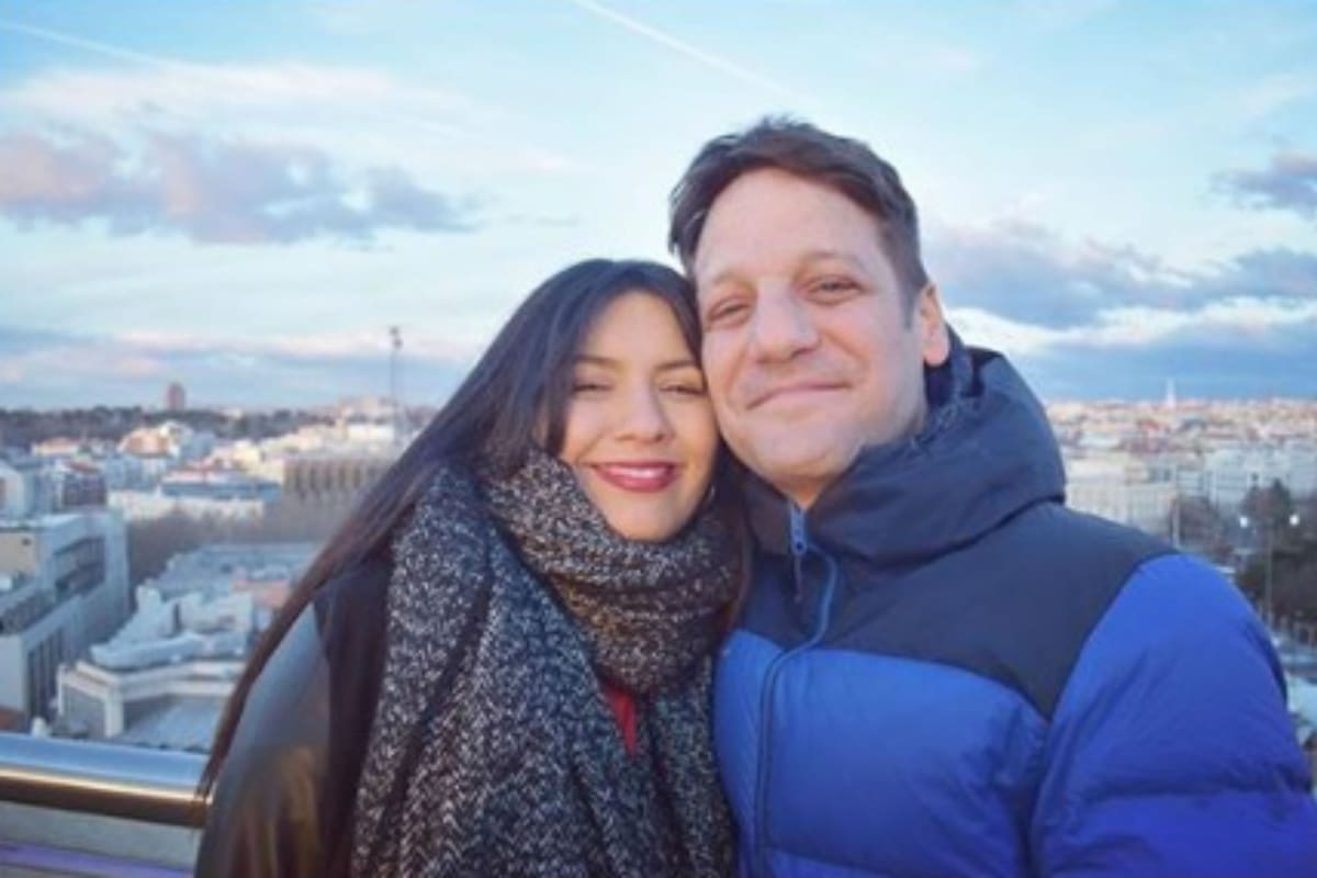 La feliz pareja le dio la bienvenida a Olivia