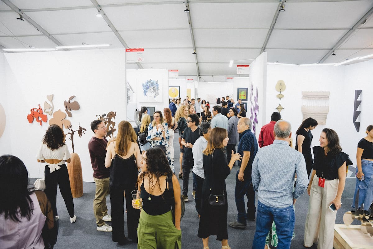 La feria cuenta con obras de 210 artistas y 45 galerías de 14 países diferentes