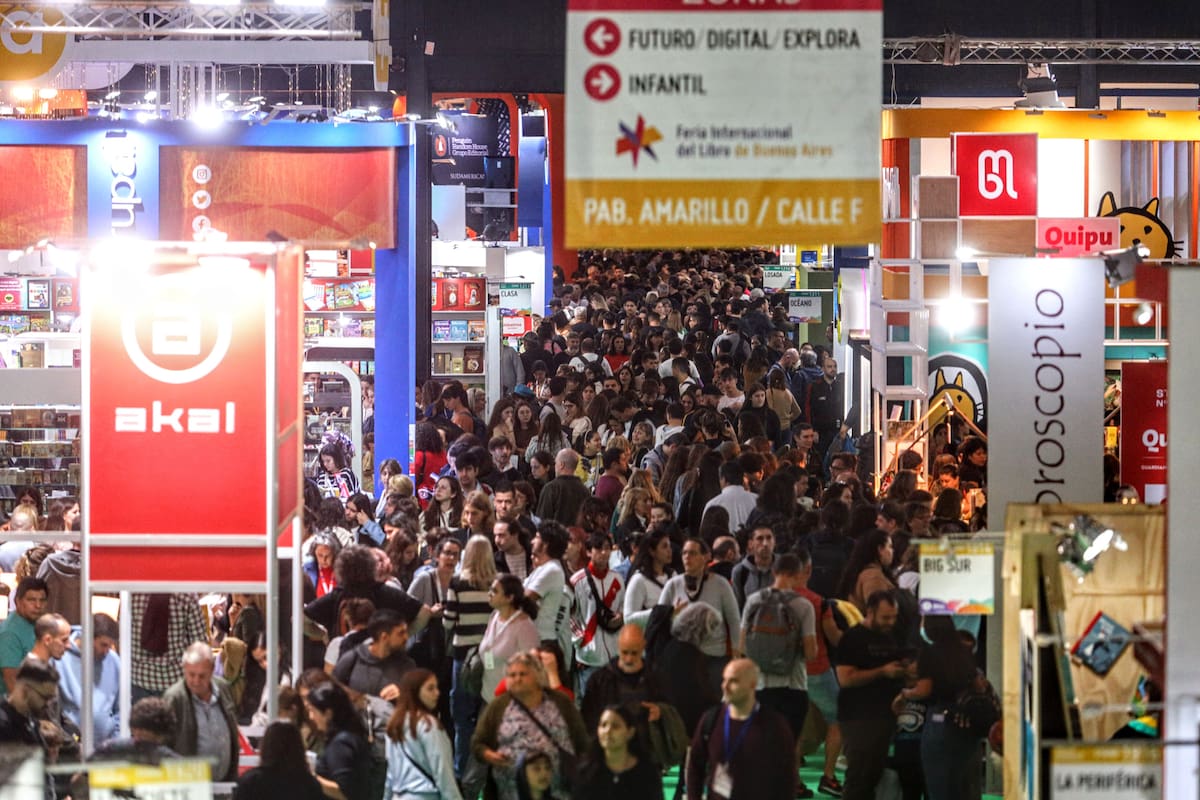 La Feria del Libro acogió este sábado su jornada más convocante de esta edición en La Rural