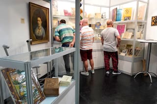 Con foco en 1926 y las Malvinas, la Feria del Libro Antiguo convoca a 26 librerías anticuarias