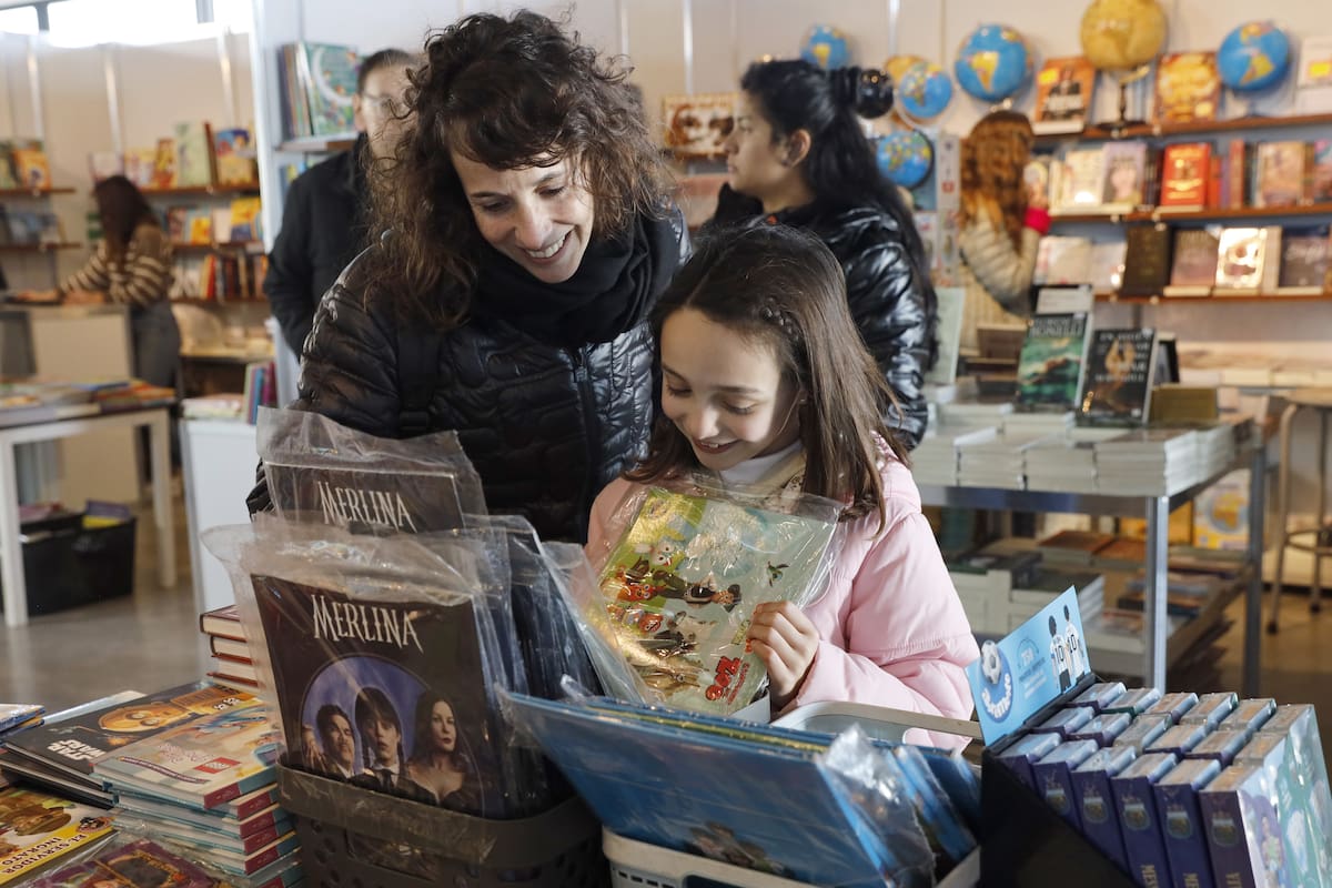 La Feria del Libro convoca personas de todas las edades