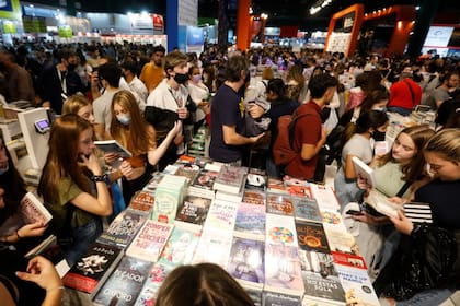 La Feria del Libro de Buenos Aires, gran banquete y punto de encuentro de los lectores jóvenes