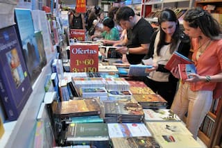 De la Feria del Libro al regreso de la Fórmula 1 a las calles: la guía definitiva de eventos para este fin de semana