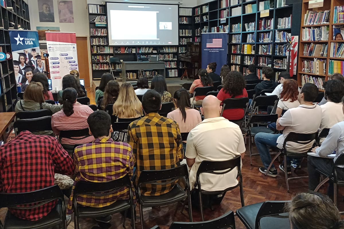 La feria la organiza ICANA y cuenta con el apoyo de la Embajada de Estados Unidos