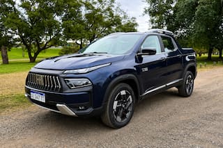 La pickup compacta de Fiat se renovó y equipa el motor de una más grande