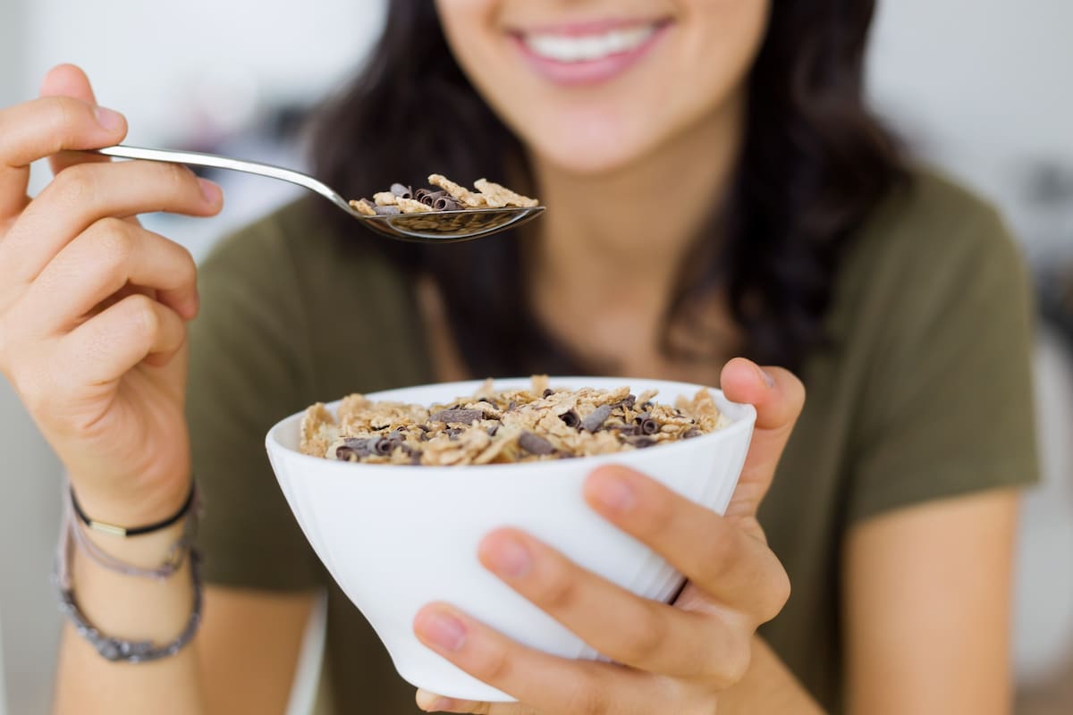 La fibra dietética es señalada por los expertos como un nutriente esencial debido a que aporta saciedad y grandes beneficios para la salud