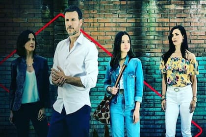 La ficción de once capítulos se estrenó en enero en España con bajo rating. A pocos días de ser estrenada en Netflix, se convirtió en uno de los contenidos más vistos en países de habla hispana. Las razones del éxito