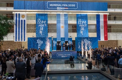 La FIFA oficializó a Argentina como una de las seis sedes para el Mundial 2030