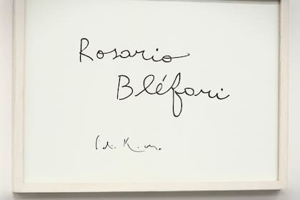 La firma de Bléfari, en la muestra de Kacero en Ruth Benzacar