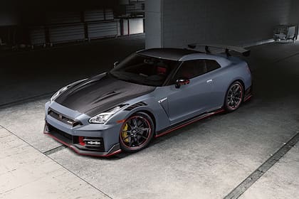 La firma japonesa ya adelantó que el Nissan GT-R R35 no desaparecerá de manera definitiva
