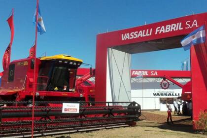 La firma tiene las marcas Vassalli y Don Roque