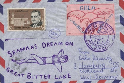 La flota amarilla fue un grupo de catorce barcos que quedaron bloqueados en el Canal de Suez (concretamente en el Gran Lago Amargo) de 1967 a 1975, debido a la Guerra de los Seis Días