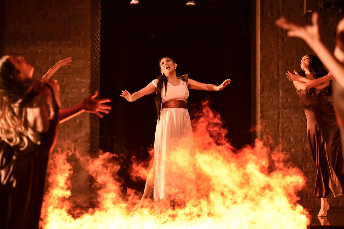 La “fogata de amor”, en Sumaj Pachamama