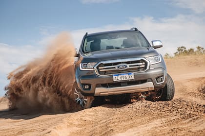 La Ford Ranger Limited es la tope de gama de la pickup que ingresa en el top 3 de las más vendidas en la Argentina