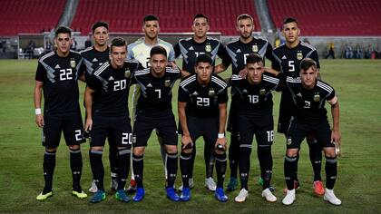 La formación de Argentina ante Guatemala, en 2018, en la noche del debut de Lionel Scaloni como entrenador de la selección