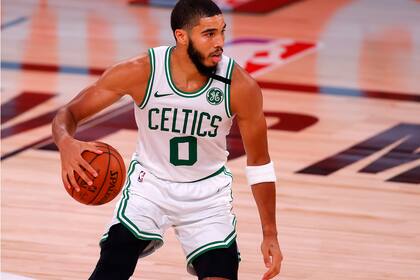 La formación de Brad Stevens, con muchos jugadores versátiles y polifuncionales, tienen en Jasyon Tatum a su mayor talento; Boston aspira a llegar alto en el Este