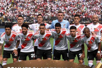La formación de River, antes de la final de la Copa. En 2020, la foto ya no tendrá a los mismos integrantes