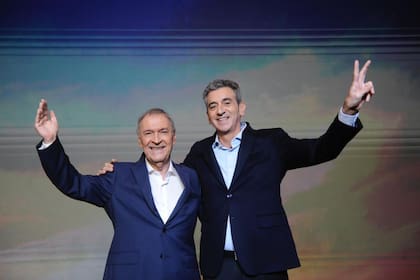 La fórmula Schiaretti-Randazzo, en el cierre del acto en el Hotel Intercontinental