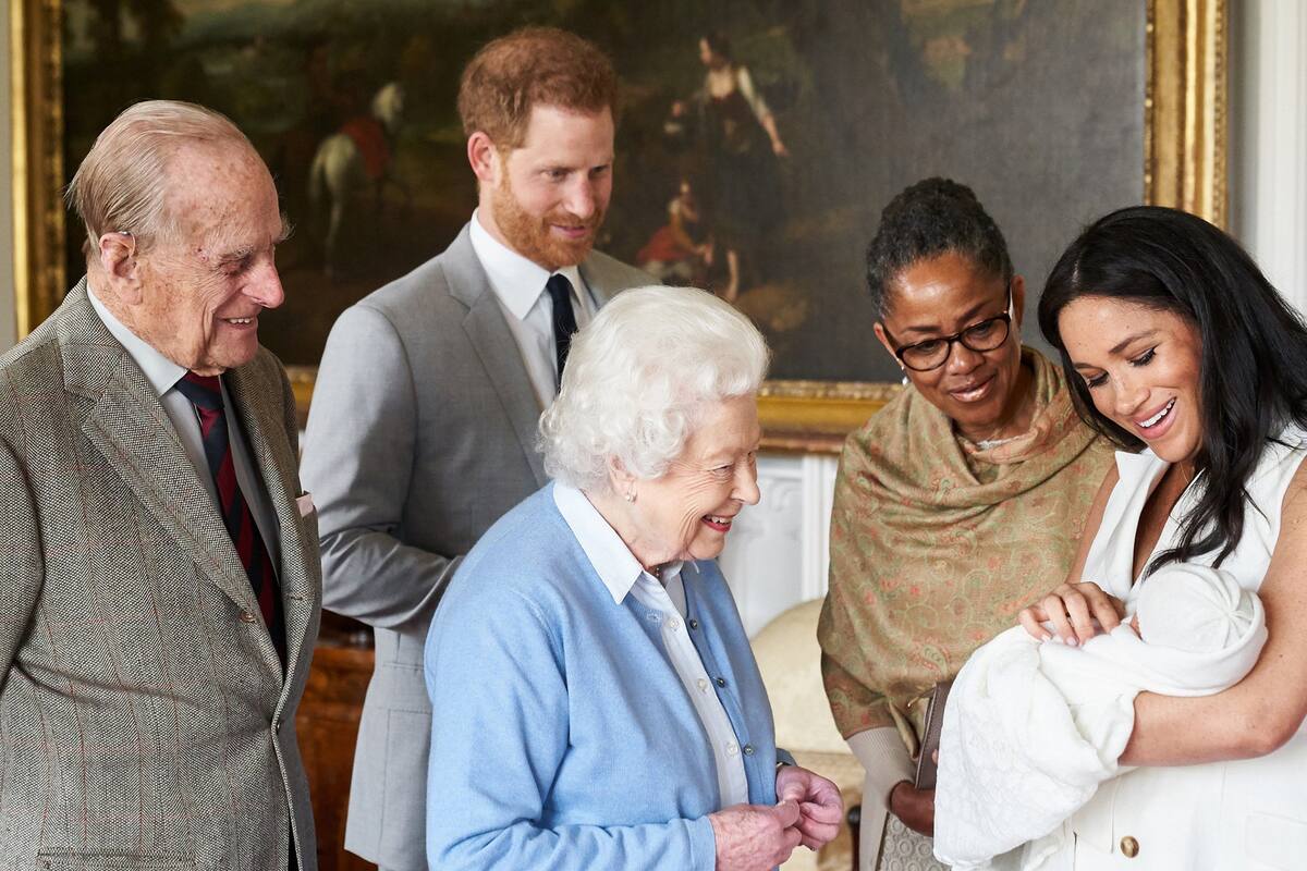 La foto con la reina posteada en la cuenta de Instagram de Harry y Meghan
