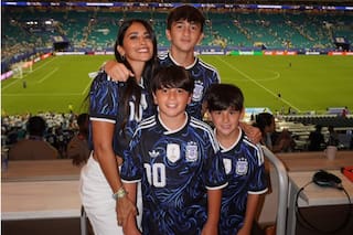 Antonela Roccuzzo celebró el sufrido triunfo de la Argentina y compartió la foto familiar que ya es cábala