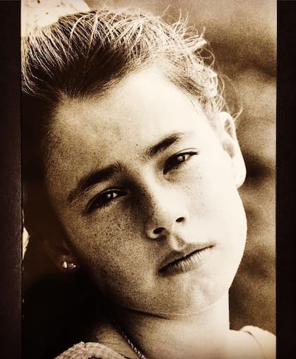 La foto de Carla Giraldo como Lolita que causó melancolía en sus seguidores y expuso su aspecto de cuando era niña