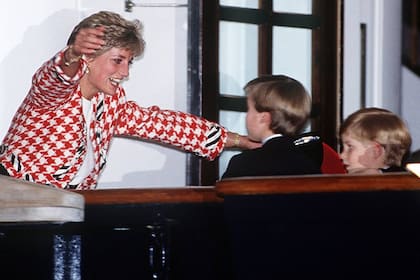 La foto de Ladi Diana Spencer junto a sus hijos, William y Harry, que posteó Jamie Lee Curtis en el aniversario de la muerte de la princesa de gales