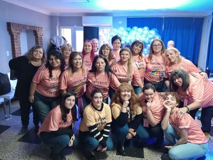 La foto de las miembros del club en el festejo de fin de año
(Foto: cortesí de Aldana Ferreyra)