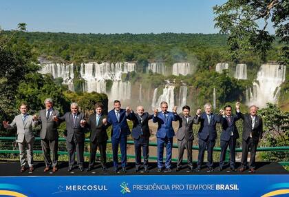 La foto de los líderes en la última cumbre del Mercosur, en Foz de Iguazú.