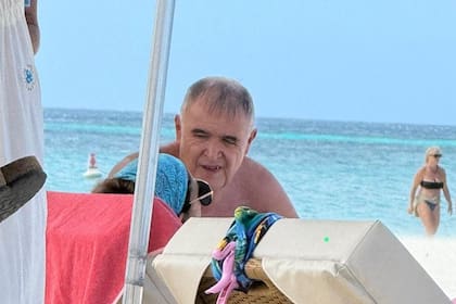 La foto de Osvaldo Jaldo durante sus vacaciones en un destino paradisíaco